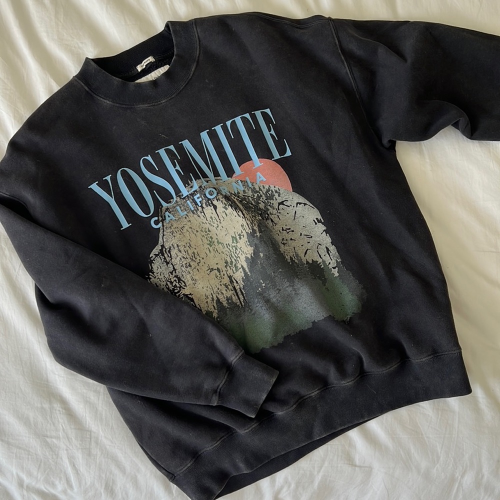 Oversized Vintage Look Sweatershirt